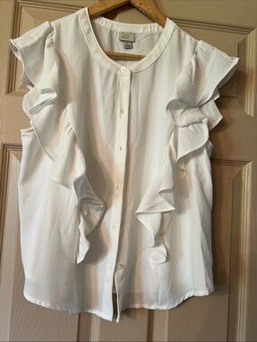 a new day White Ruffle-Sleeve Button Front Blouse